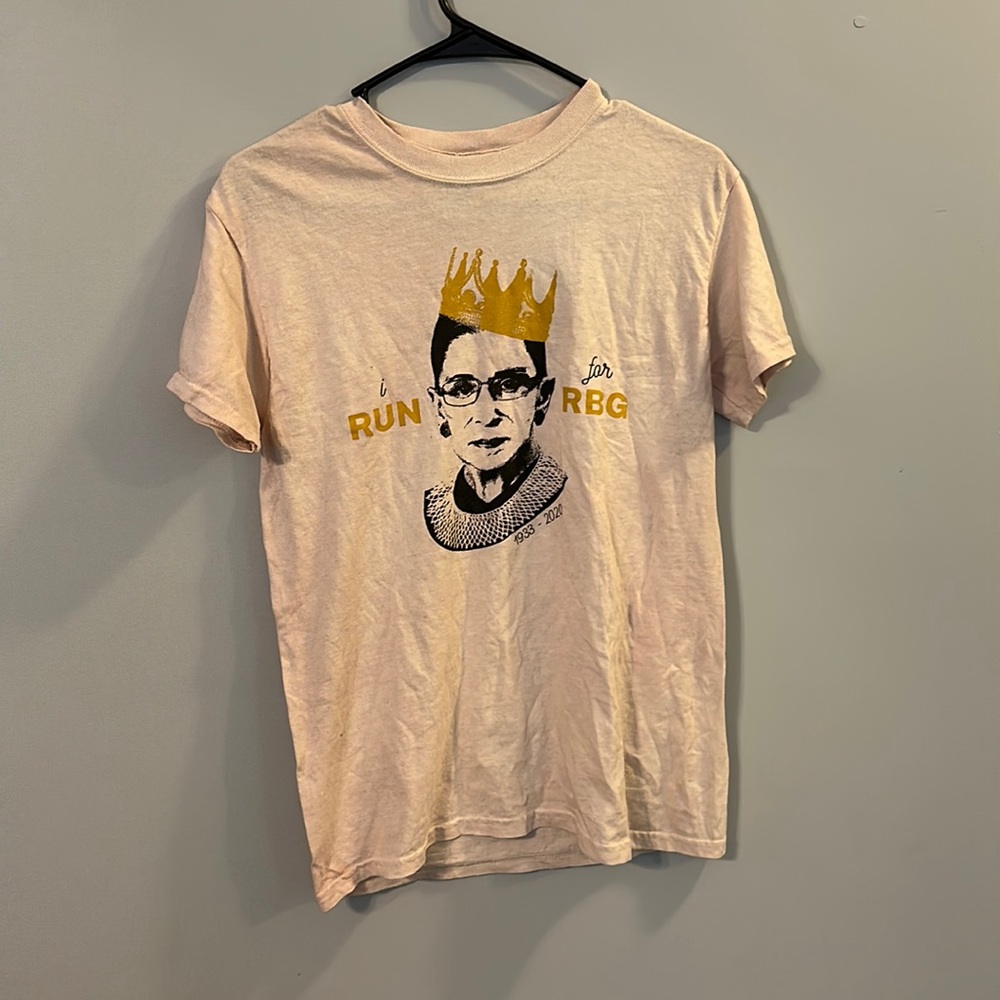 Ruth Bador Ginsburg support T shirt 💁🏼‍♀️